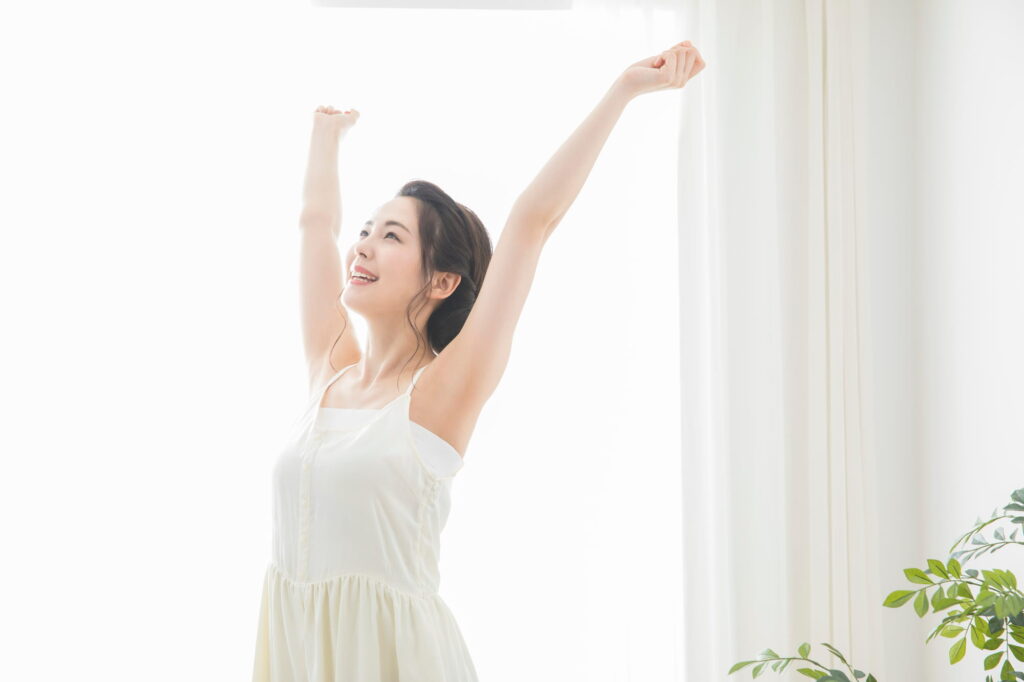 酵素ドリンクはいつ飲む？朝・夜の飲み方を解説